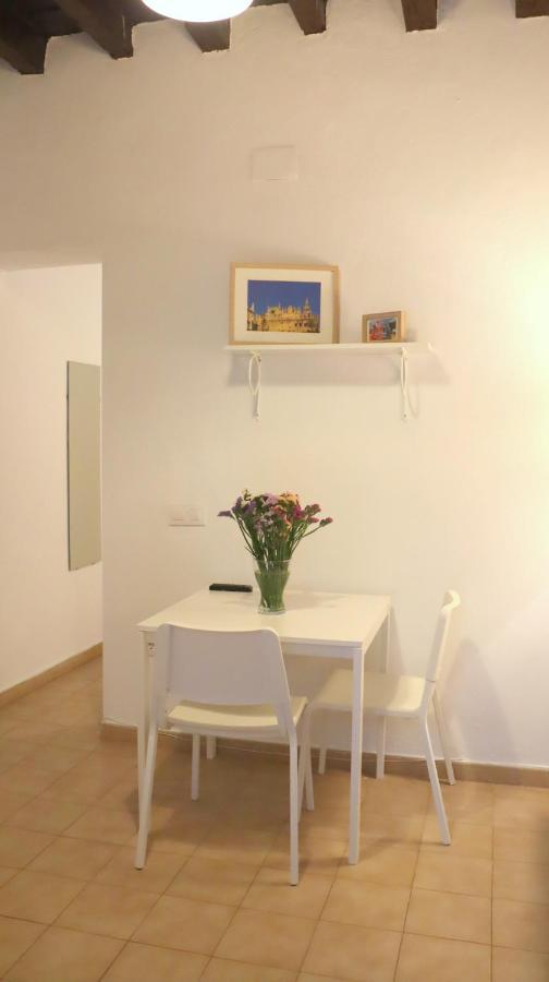 Apartamento Corral De Triana Sevilla Dış mekan fotoğraf